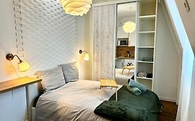 Champs-Elysees - Suite For 2 People