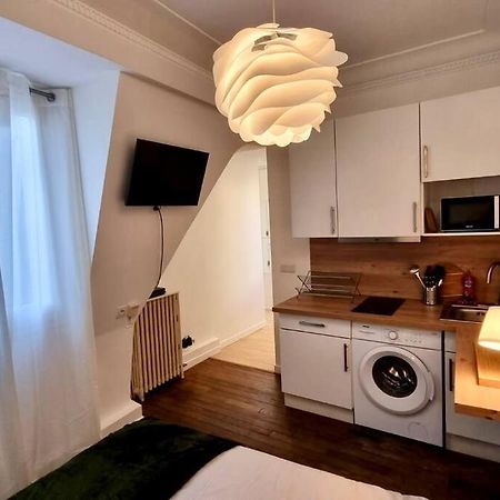 Champs-Elysees - Suite For 2 People Paris Extérieur photo