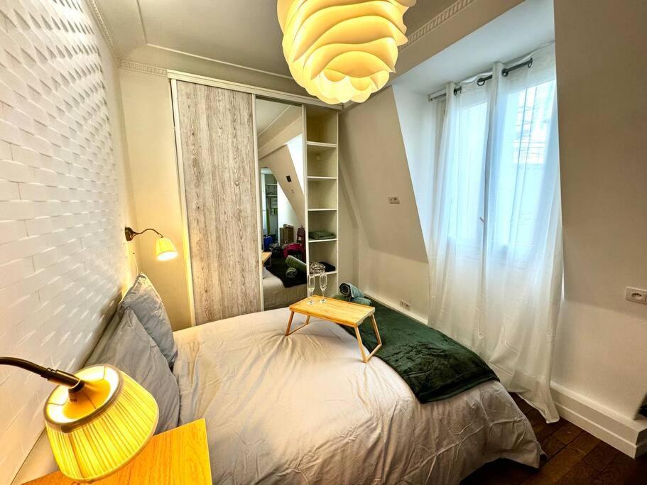 Champs-Elysees - Suite For 2 People Paris Extérieur photo